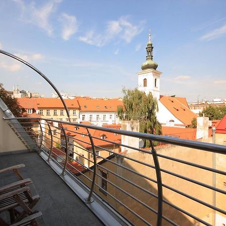 Residence La Familia Прага Екстер'єр фото