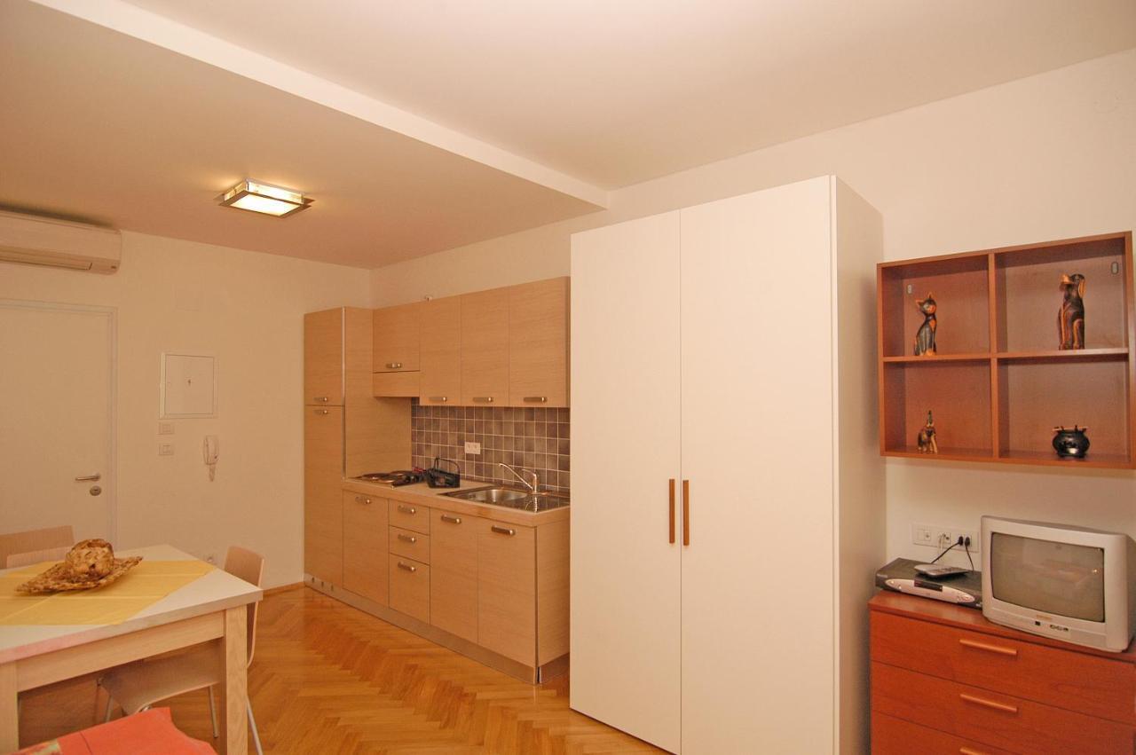 Residence La Familia Прага Екстер'єр фото