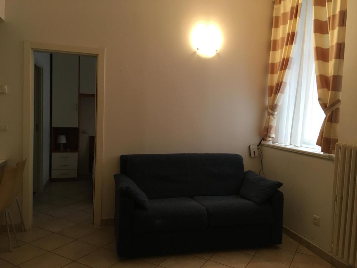 Residence La Familia Прага Екстер'єр фото