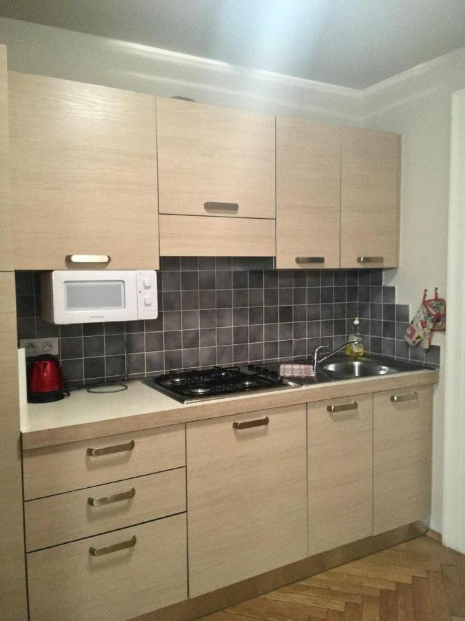 Residence La Familia Прага Екстер'єр фото